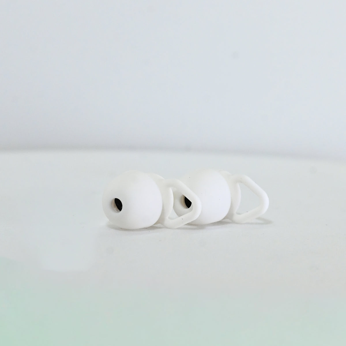 Earplugs VIBE White | Protectores para Conciertos y Fiestas